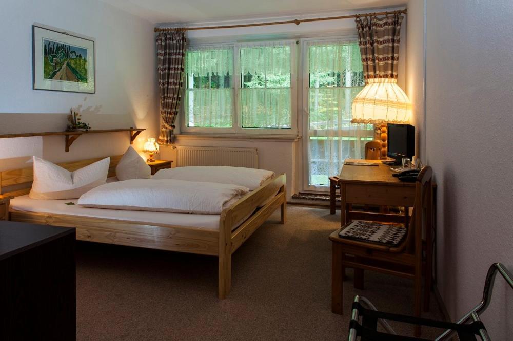 Hotel Rodebachmuehle Georgenthal  Esterno foto